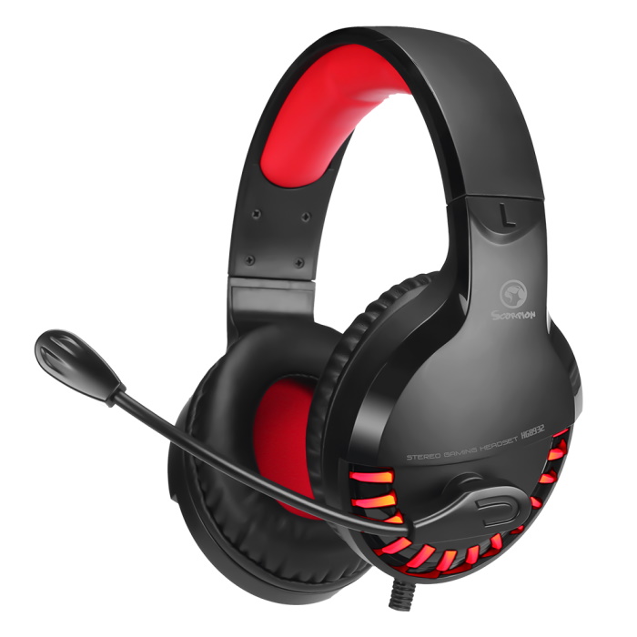 Wireless gaming outlet headset with mic